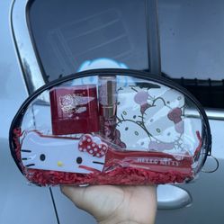 Hello Kitty Makeup Gift Bundle 