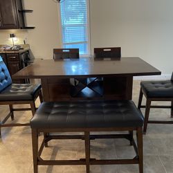 Dinner Table 