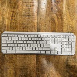 Logitech MX Keys S