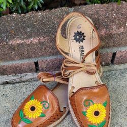 Size 9 Women's Huarache Artesenal Mexicano Mexican sandals Multiple Designs