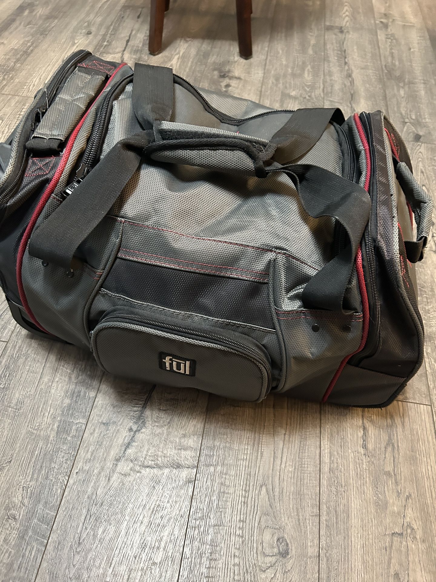 Ful 21” Inch Wheeled Duffel Bag Luggage Barely Used 2 For $20