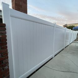 Vinyl Fence 