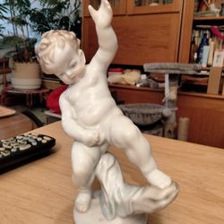 Herend Porcelain Cherub Figurine
