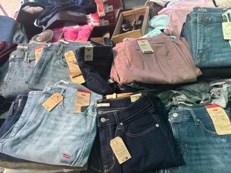 Women’s dresses, pants, sweaters, rubidoux swap meet