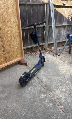 Hurtle Scooter
