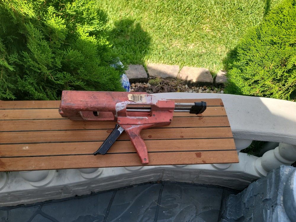 Epoxy Gun