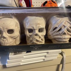 Ceramic Skull Skeleton Tealight Candle Holder Halloween Fall Autum Set of 3