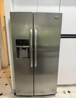 Frigidaire - Nevera