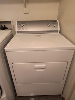 Crosley Large Capacity Electric Dryer – Clean & Works Great!