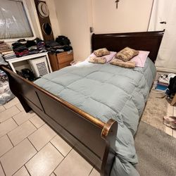 Real wood Queen size Bed