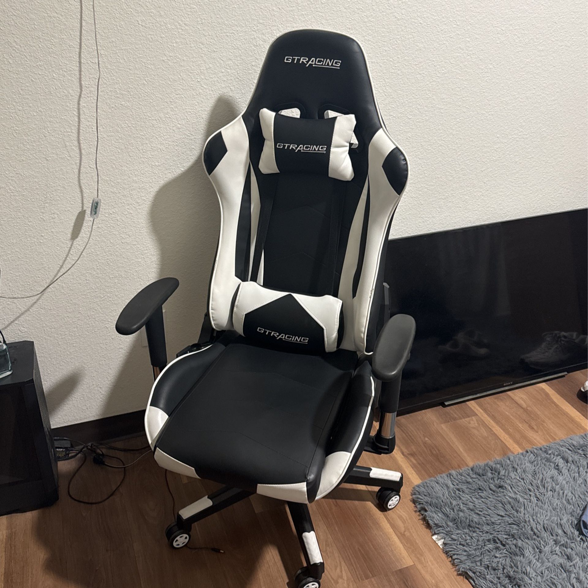 Gaming/Office Chair