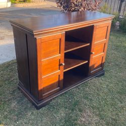 Wooden Mantle
