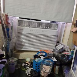 24000 BTU Frigidaire AC