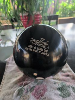 Traction Diamond Bowling Ball