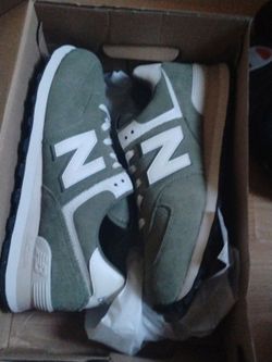 New balance brand new green
