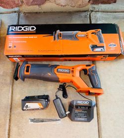 Rigid 18V Cordless Reciprocating Saw Kit 4.0 Ah Battery and Charger New !!
