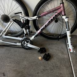 Kona  Mountain Bike 