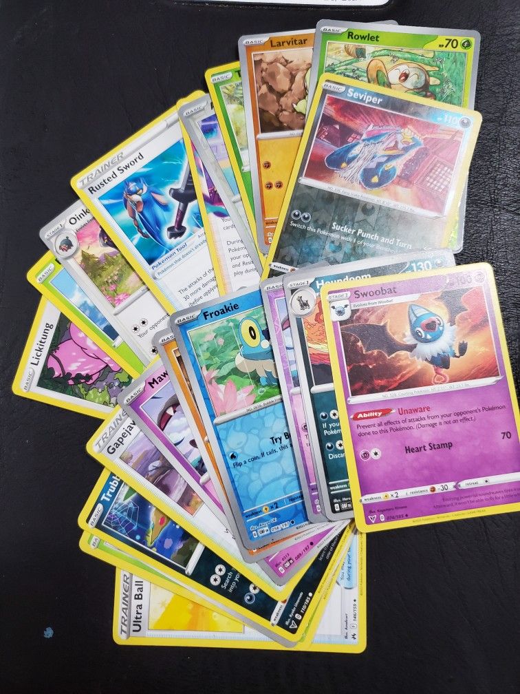 Random Pokémon Cards