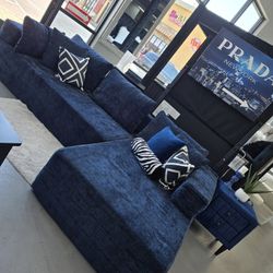 ✨️ Sectionals, 2pc Sofas ✨️ Furniture Queen Bedrooms, Dining Avail