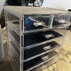 Makeup Organizer 