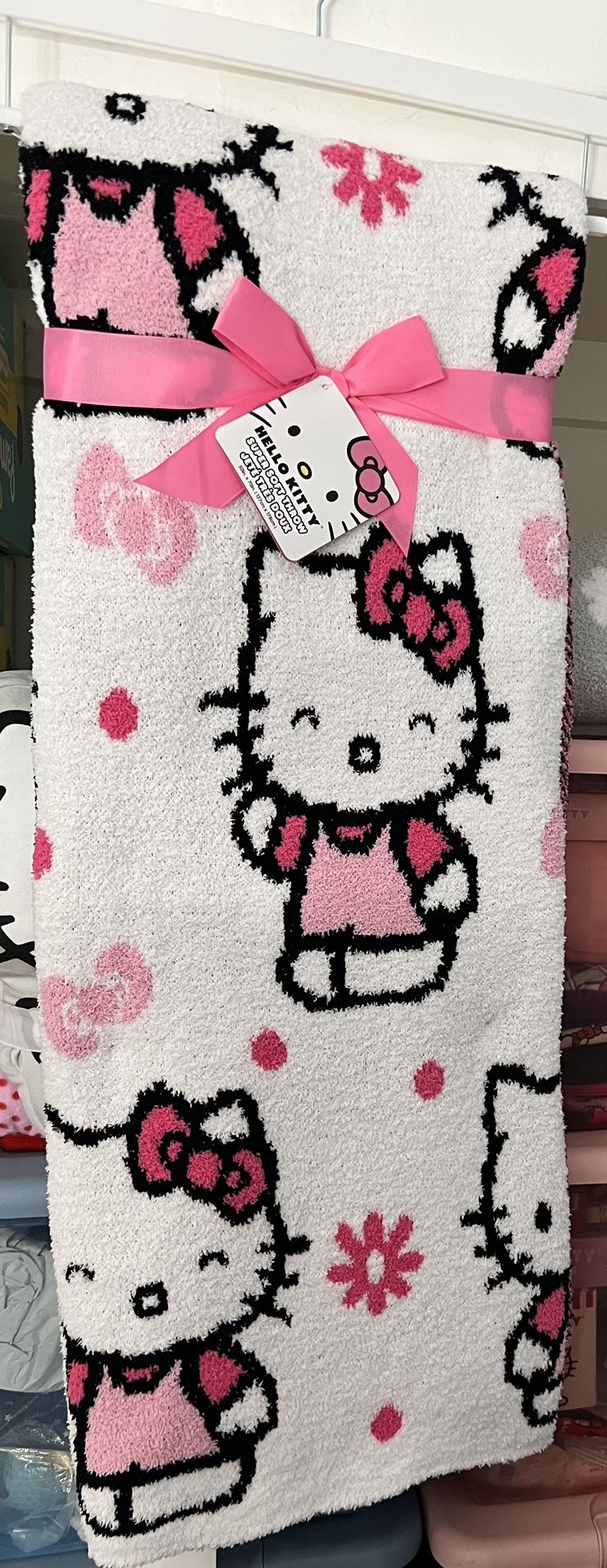 Hello Kitty Super Soft Throw Blanket