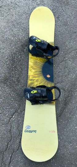 168cm Burton Canyon Snowboard And Bindings 