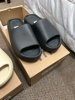 Adidas Yeezy Slide Dark Onyx