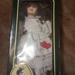 Geppeddo Valentine Doll