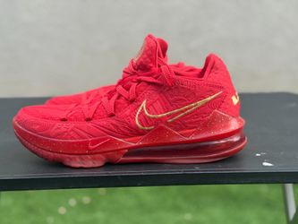 Nike LeBron 17 Low Titan