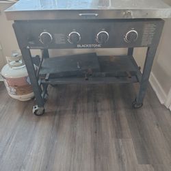 Blackstone Flat Top Propane Grill