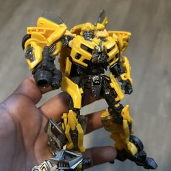Studio Series Bumblebee With Upgrade Kit 