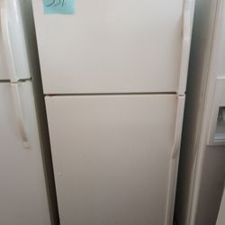 White Refrigerator 30"  Excellent . Warranty  . Delivery Available . 2203 Fowler St. 33901