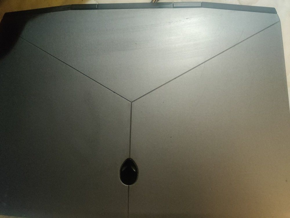 alienware m15 i7-8750h