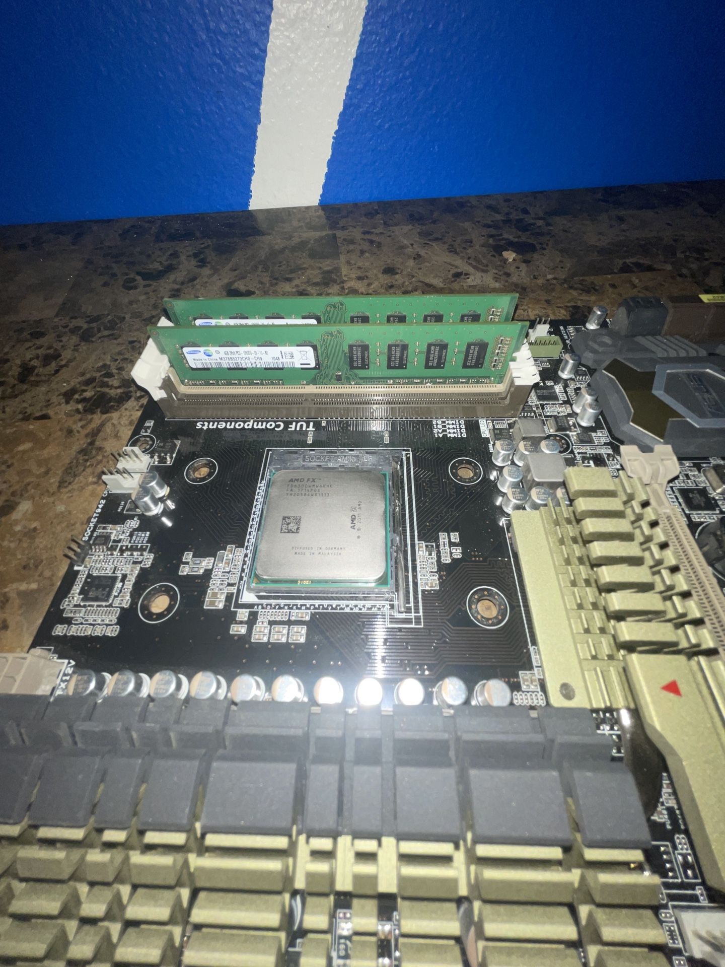 Asus Sabertooth 990 Fx