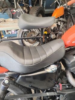 Harley-Davidson Sportster seat