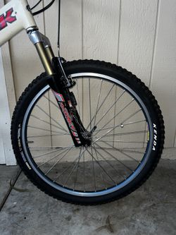 に*く様 【ジャンク】TREK Y22 OCLV フレームセット 03c69e399eda4f89a2dfb14533386e