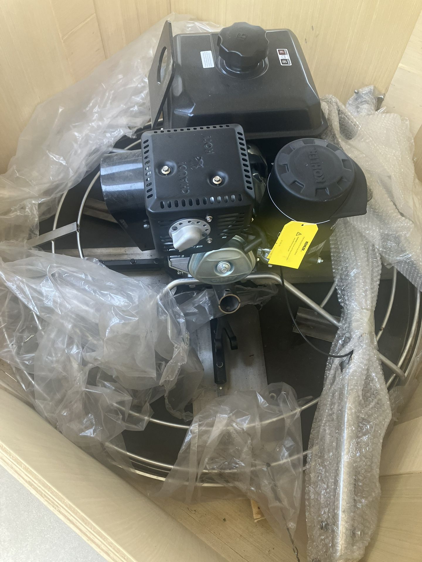 Concrete Trowel Machine 46” 14 HP Vevor Model (HMR1200) Engine (CH440)
