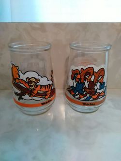 2 Vintage Welch's glasses.