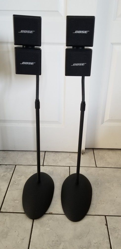 Bose Cube Speakers With stands