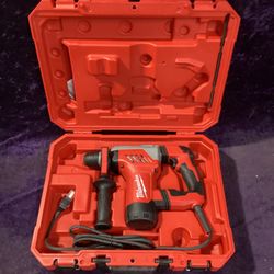 🧰🛠Milwaukee 1-1/8” Corded SDS-Plus Rotary Hammer w/Case-NEW!-$240!🧰🛠