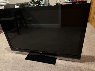 LG 47” TV