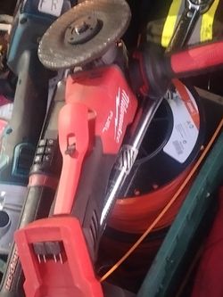 Grainer Mediana https://offerup.com/redirect/?o=TnVldmEuTGE= Doy 250con Su Batería Número Cinco Y Su Cargador 