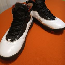 AIR JORDAN retro/ Size 11