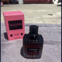 Valentino Donna Born In Roma
