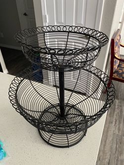 New wire fruit basket