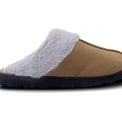 Faux Fur Cozy Slippers (BRAND NEW)