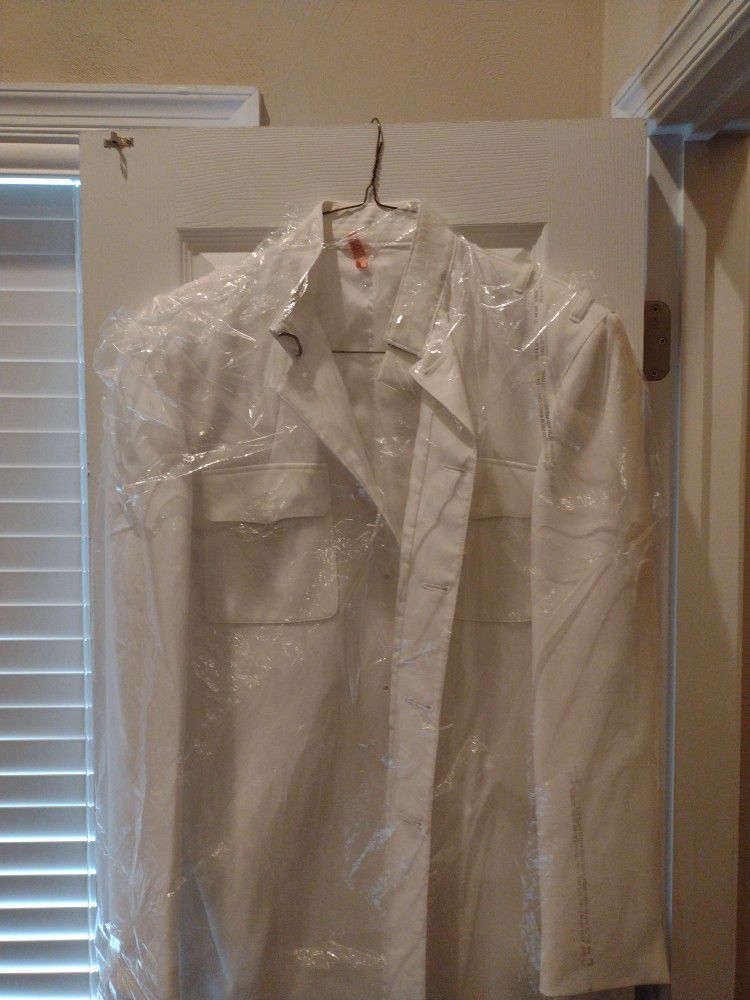 Men's Service Dress White Choker 48L
