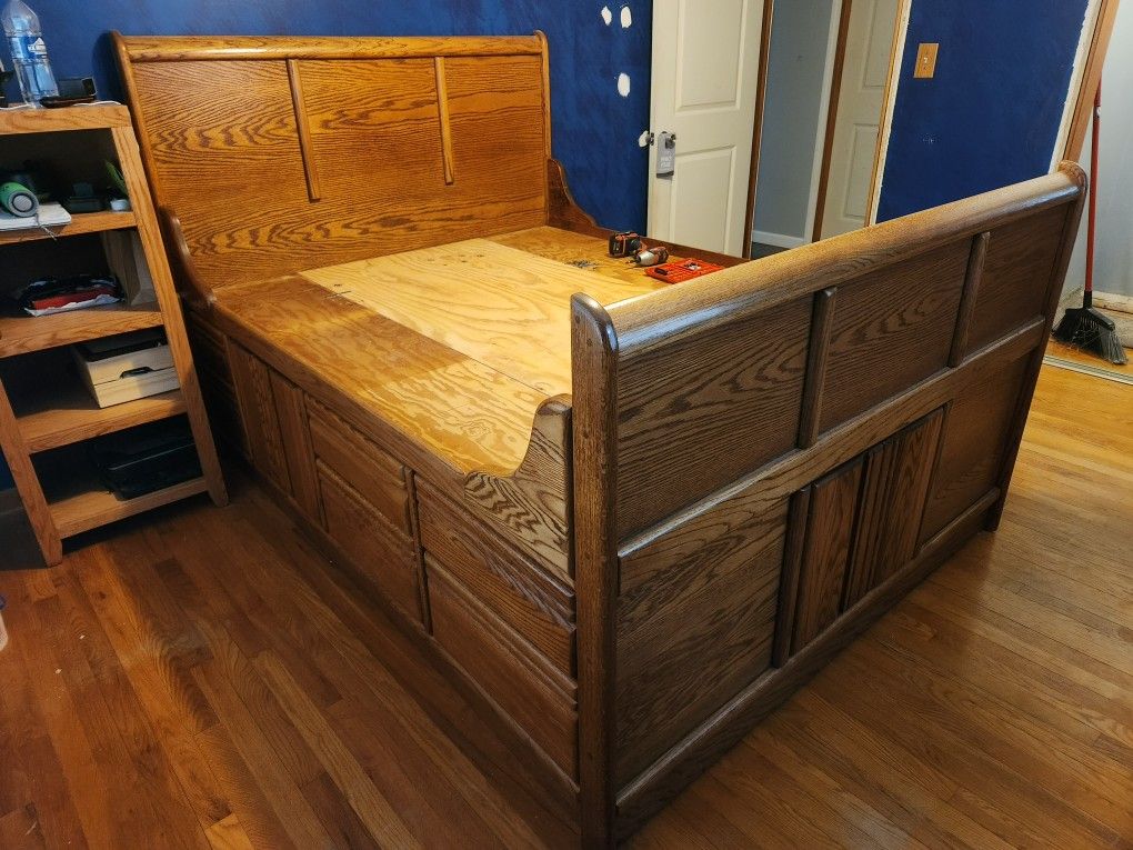 Queen Storage Bed for Sale in Ottawa, IL OfferUp