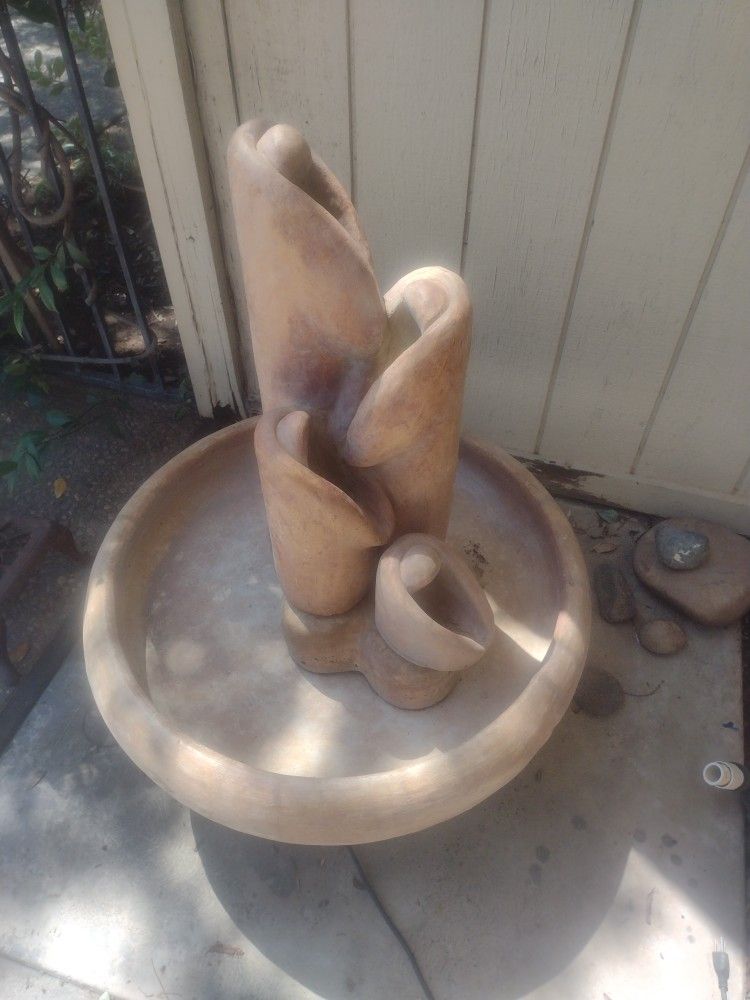 WATER FOUNTAIN