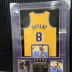 Kobe Bryant Jersey Framed PSA